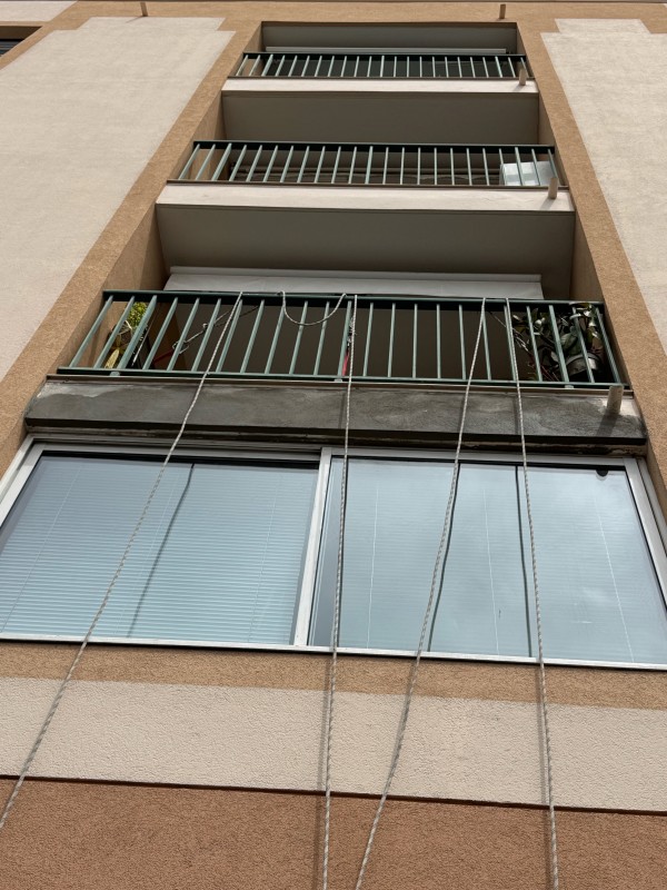 Travaux de maçonnerie pour une résidence à Saint Raphaël dans le Var pour un syndic de copropriété.